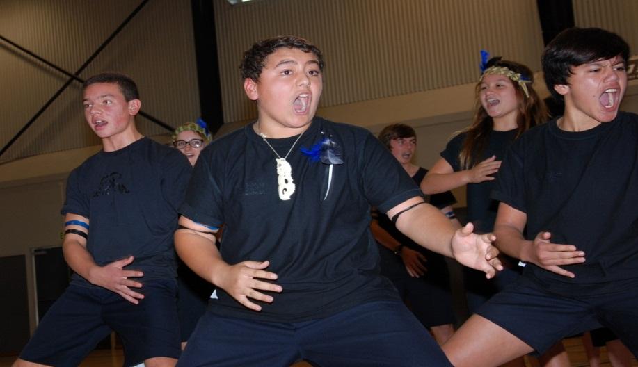 C:\Users\stoctr\Desktop\Yearbook 2014\Yearbook 2014 chapters\Yearbook 2014 waiting\Year Levels\Year 9\kapahaka competition\DSC_0278.JPG