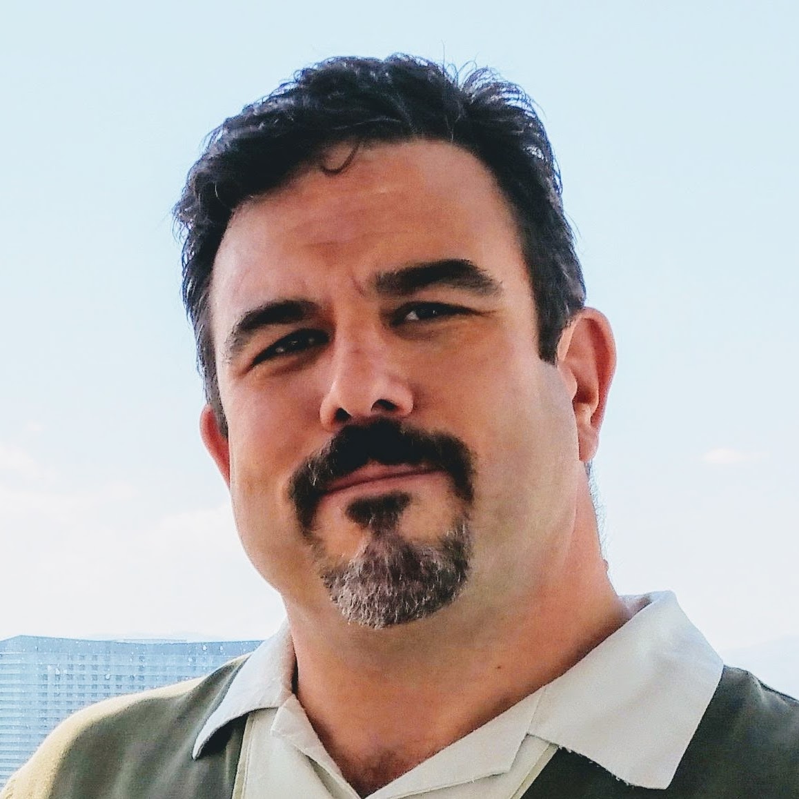 Headshot1.jpg