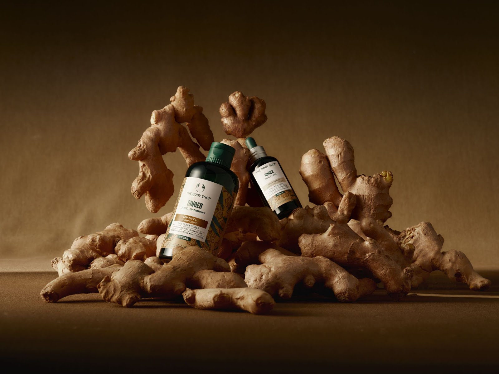  The Body Shop ra mắt dòng chăm sóc thuần chay Ginger với sức mạnh từ rễ gừng Madagascar