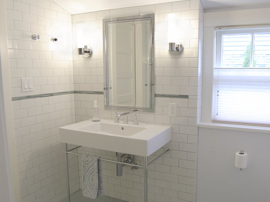 how much does a full-gut bathroom remodel cost in portland