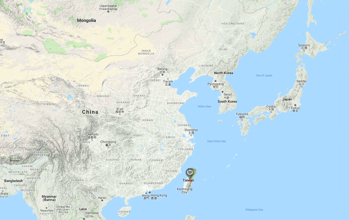 Biking up Wuling Pass East - monkey in tree