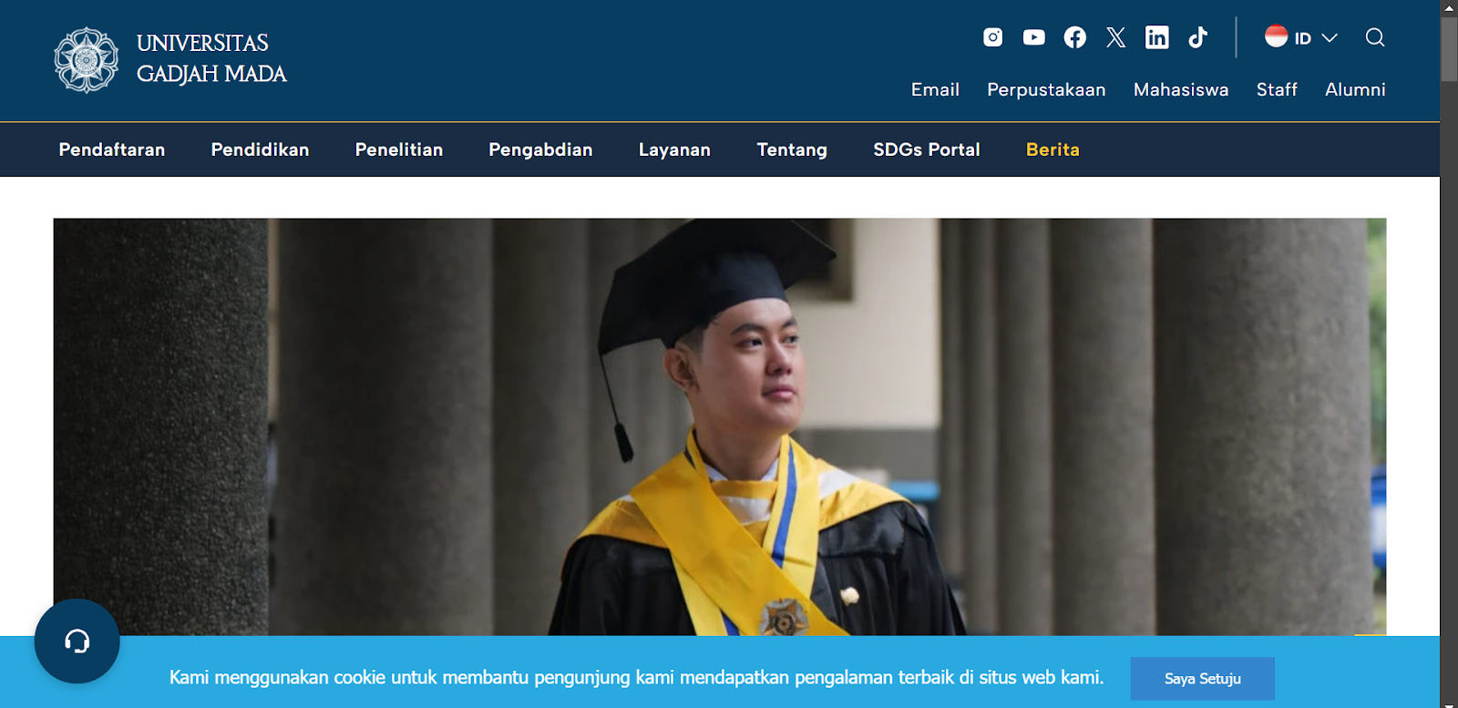 contoh website universitas UGM