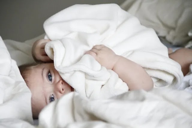 Apakah Boleh Menggunakan Minyak Kemiri untuk Bayi?