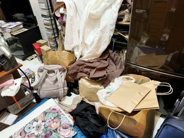 一人暮らしの片付けができない部屋