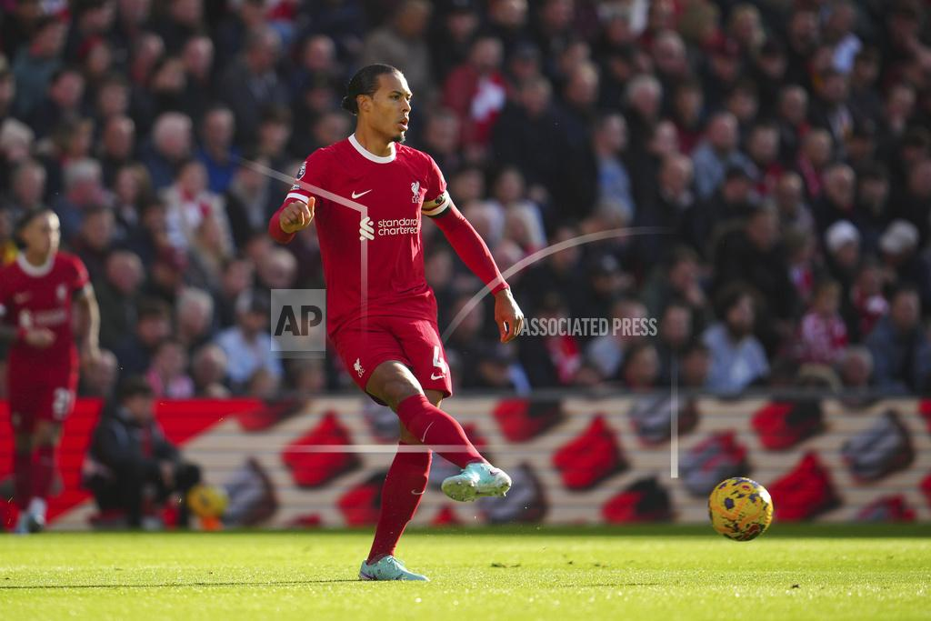 Liverpool: Van Dijk nói lời phũ phàng với Jurgen Klopp - Ảnh 1.