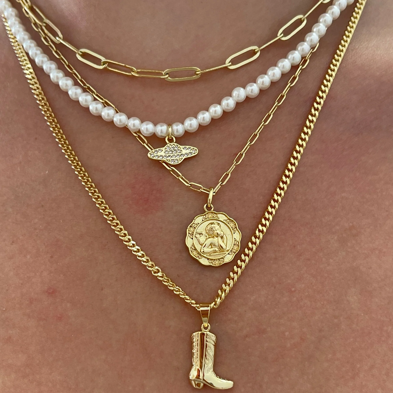 How to Create a Jewelry Look That’s Perfect for Your Personality