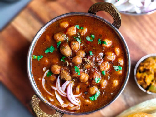 Chole (Peas curry)