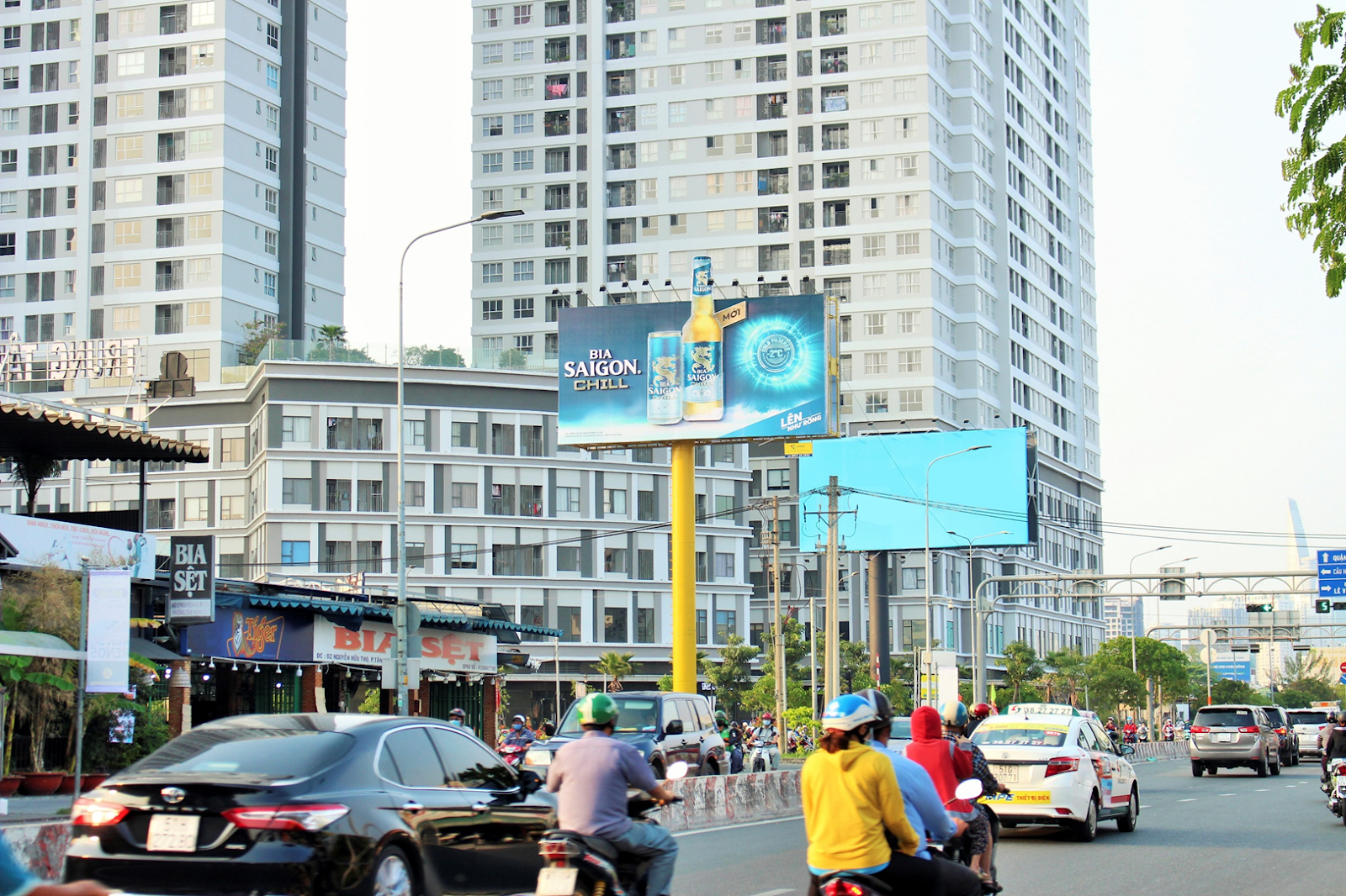 Thuê billboard tại Quận 7