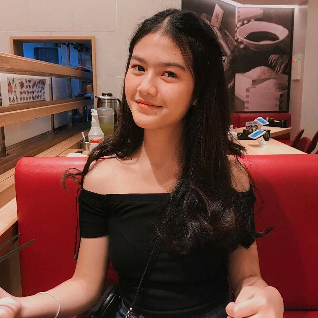 Cewek Seksi yang Memikat, cewek seksi, memikat, menggoda