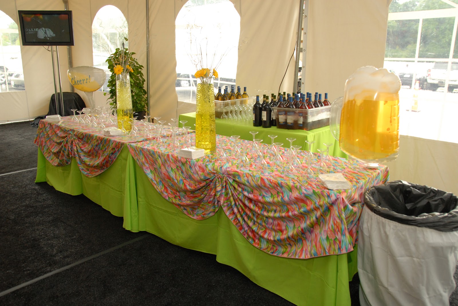 Why Every Wedding Needs a Portable Bar: Convenience & Style 1