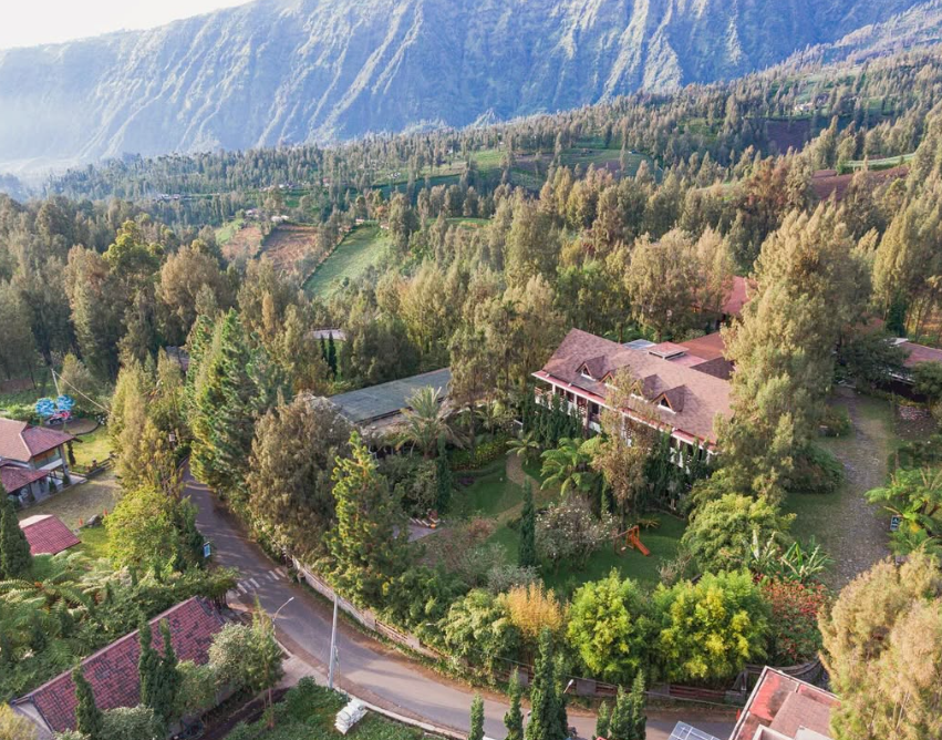 resort in mount bromo