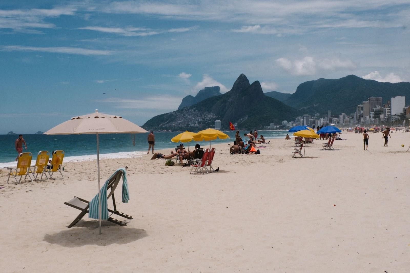 Onde fica a Praia do Arpoador?