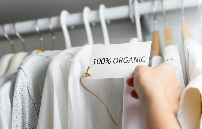 100% organikus pamut címkével ellátott termék
