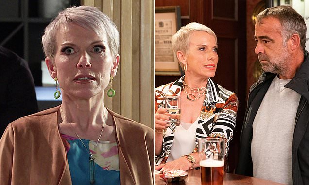 Coronation Street star Sue Devaney was left 'blindsided' by shock exit  after 40 years on the soap | Daily Mail Online