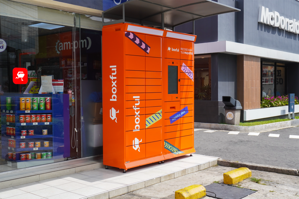 An orange locker outside of a store

AI-generated content may be incorrect.