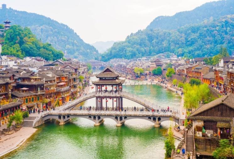 C:\Users\Thuan Phong Travel\Desktop\HÌNH ẢNH CT TGG 2024\PHCT SÁNG.jpeg