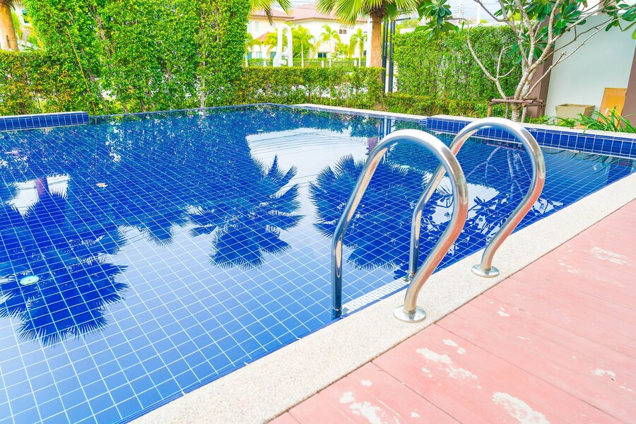 swimming pool contractors