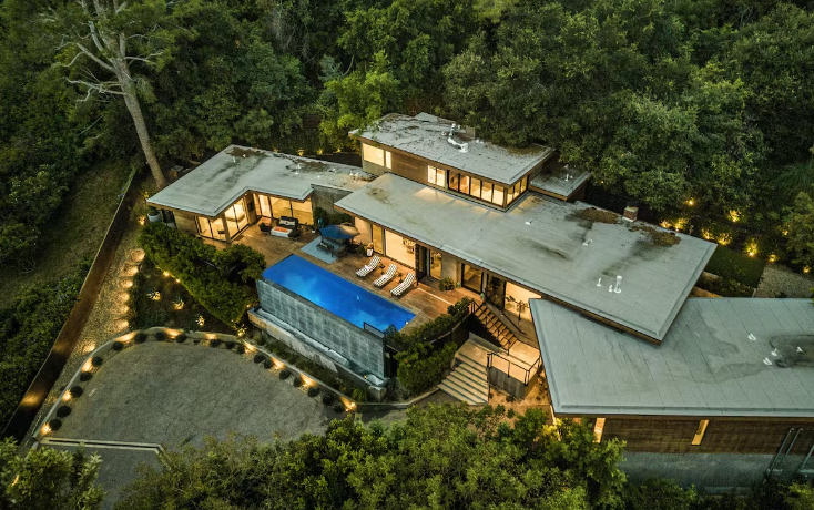 The Untold Benefits of Villa Stays for Children