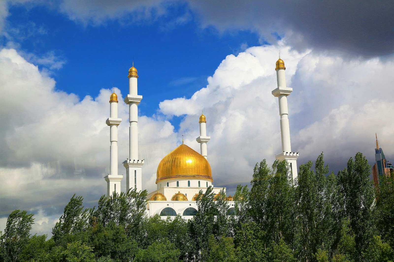 Kazakhstan: The Heart of Central Asia