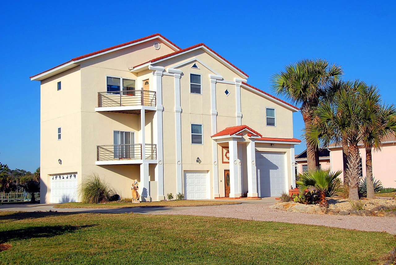 Florida Home With Nice roof