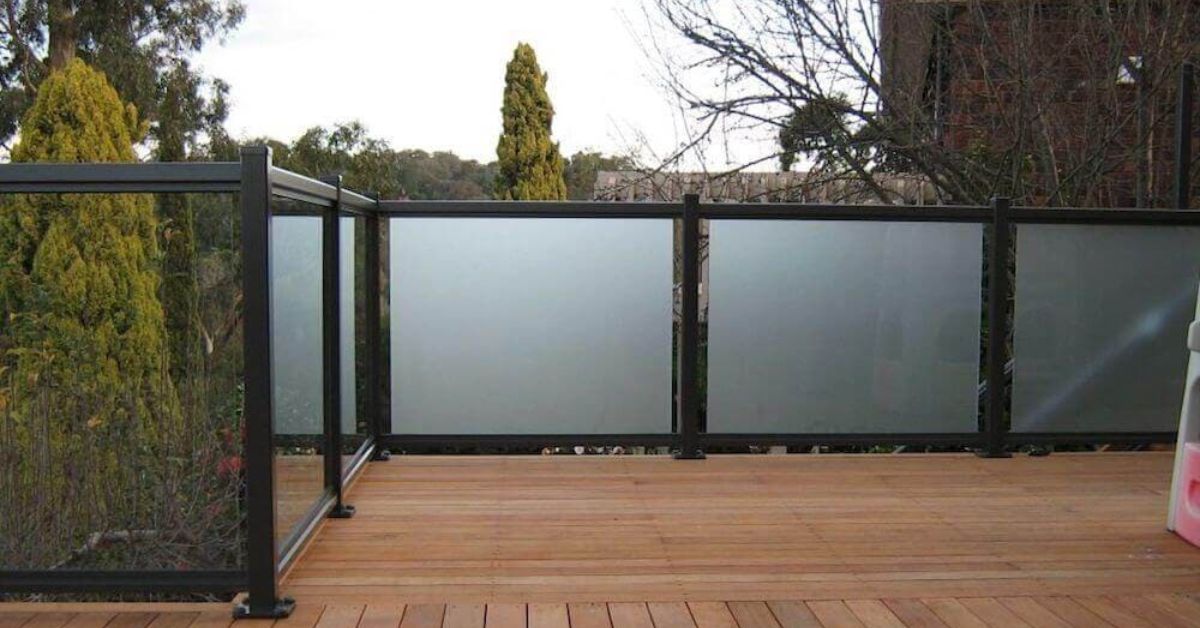 Modern Glass Dividers