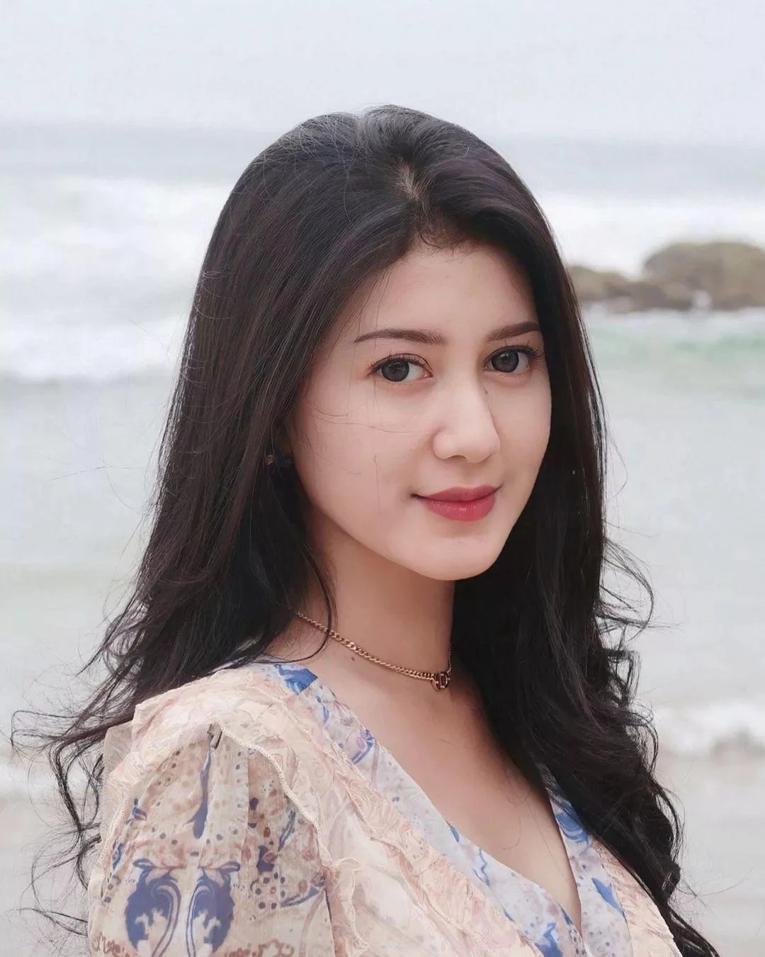 Cewek Menggoda yang Membuatmu Merasa Terperangkap Dalam Keinginan, cewek menggoda, terperangkap, gadis seksi