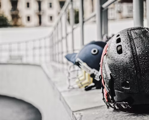 hardhat vs helmet