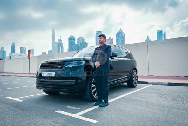What is the Difference between a Chauffeur And a Taxi Driver: Explained