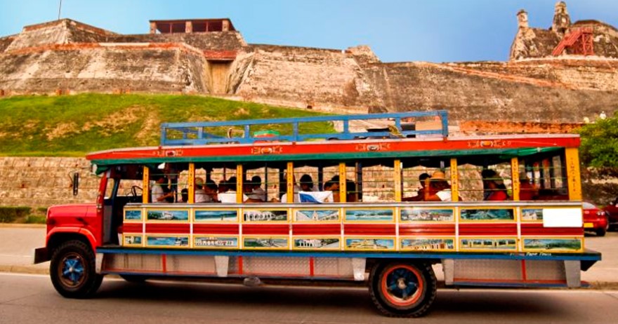 CITY TOUR EN CHIVA (DIURNO) Pamar Travel