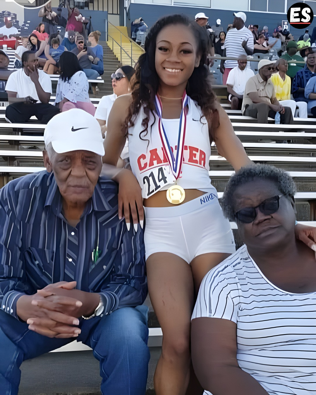 Sha'Carri Richardson with her grandparents at Carter High School