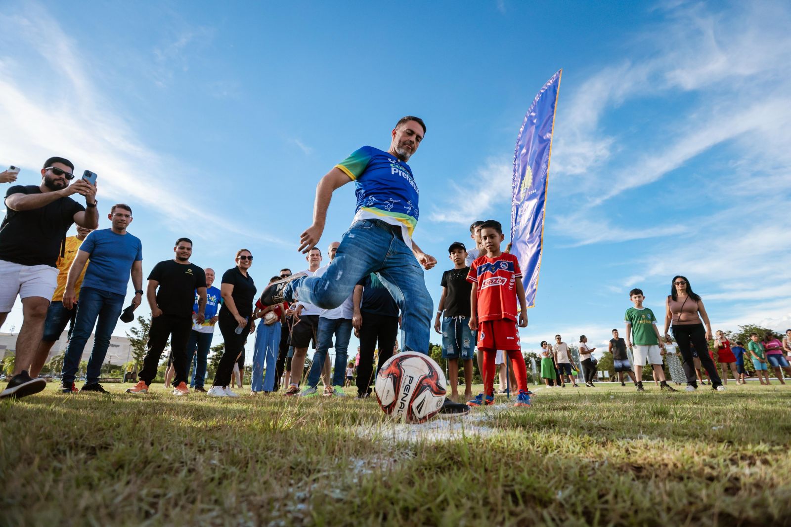 O projeto “Vem com a Prefeitura” levou atividades esportivas, lúdicas e recreativas