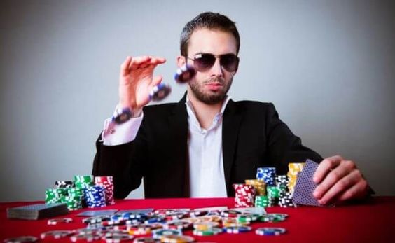 Benefits of Online Casinos vs. Traditional Casinos