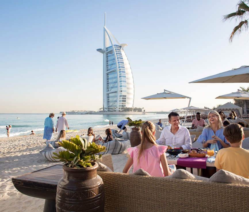 the dubai f&b industry is bustling with growth