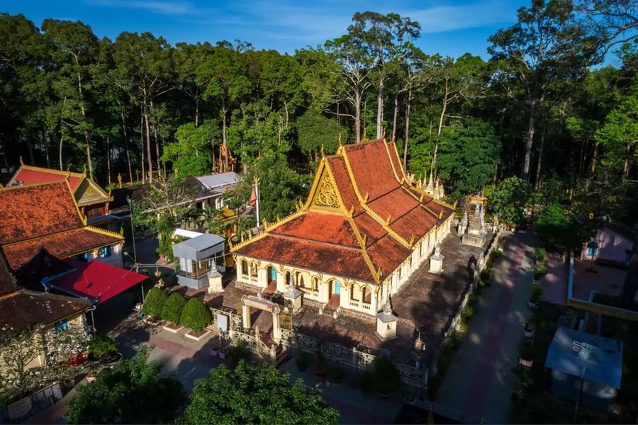 Ang Pagoda is nearly 1,000 years old in Tra Vinh. Source: Traveloka