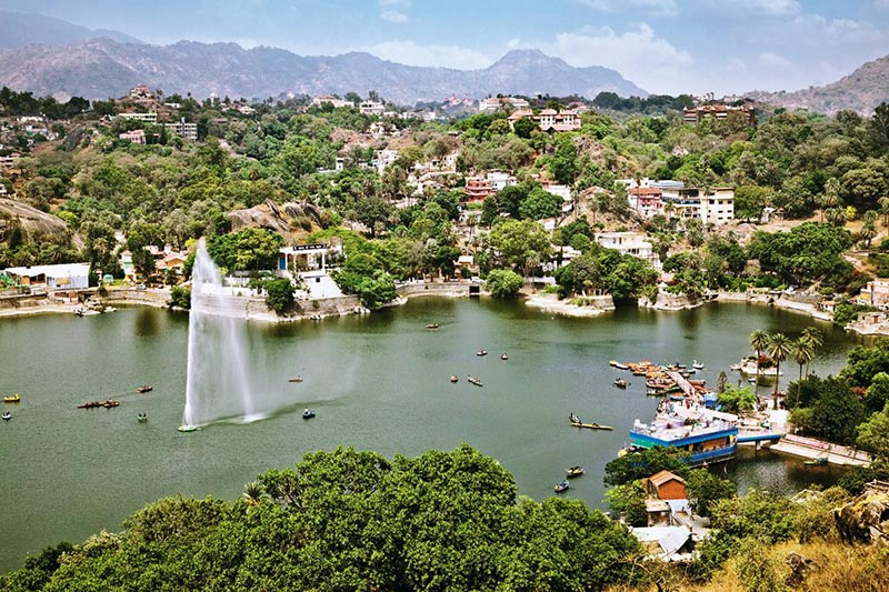 Mount Abu, Rajasthan – A Rainy Surprise in the Desert