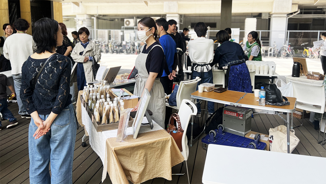 見出し4画像_嶋村吉洋社長が主催するワクセルのコラム_星田暁_屋外マルシェ.jpg