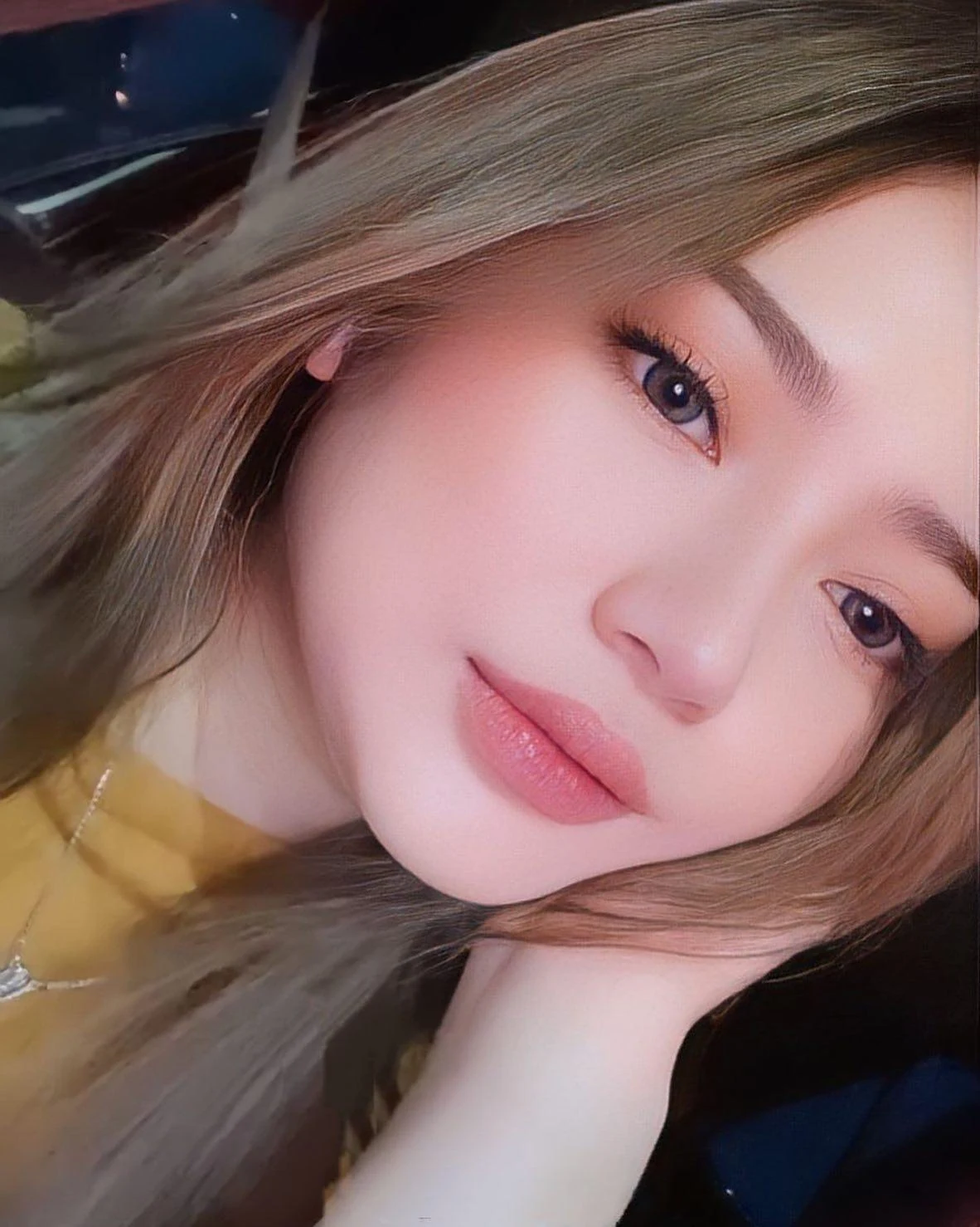 Gadis Menawan Membuat Hati Tak Berkutik, gadis menawan, pesona kuat, cewek cantik