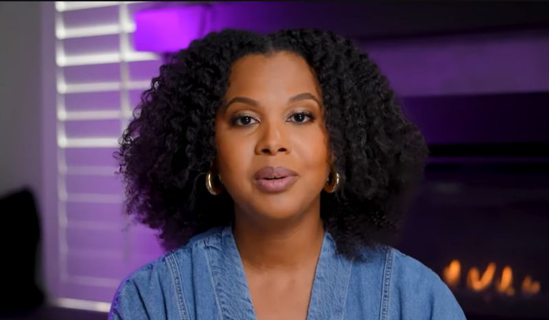 Courtney L Sanders