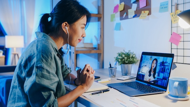 Exploring App Progress in Financial Technology