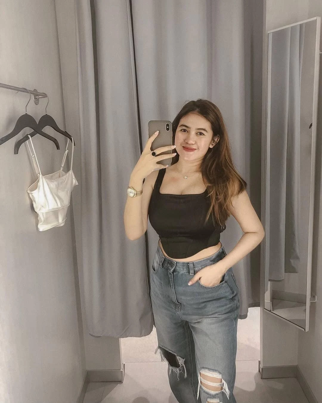 Gadis Manja yang Menggoda, gadis manja, menggoda, seksi