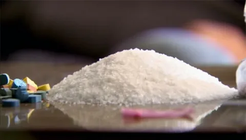 علاج إدمان البودرة powder : أدوية فعّالة وتحقيق الشفاء