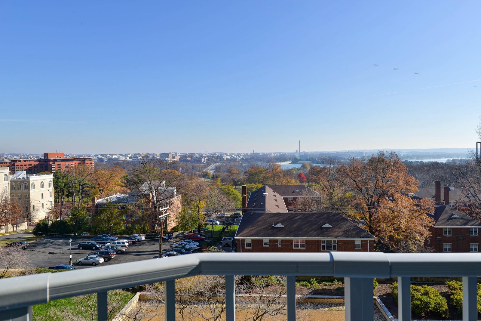A view of a city from a balcony

AI-generated content may be incorrect.