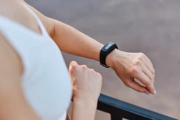 How to Pick the Perfect Smartwatch