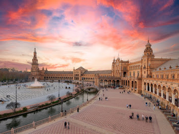 Exploring Sevilla's Soul and the Louvre's Art: A Journey of Discovery - Read more »