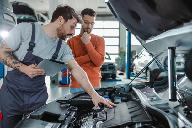 369,800+ Car Repair Stock Photos, Pictures & Royalty-Free Images - iStock | Car  service, Auto body repair, Car