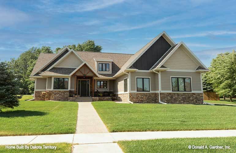3-Bedroom Single-Story The Roark Cottage with Bonus Level
