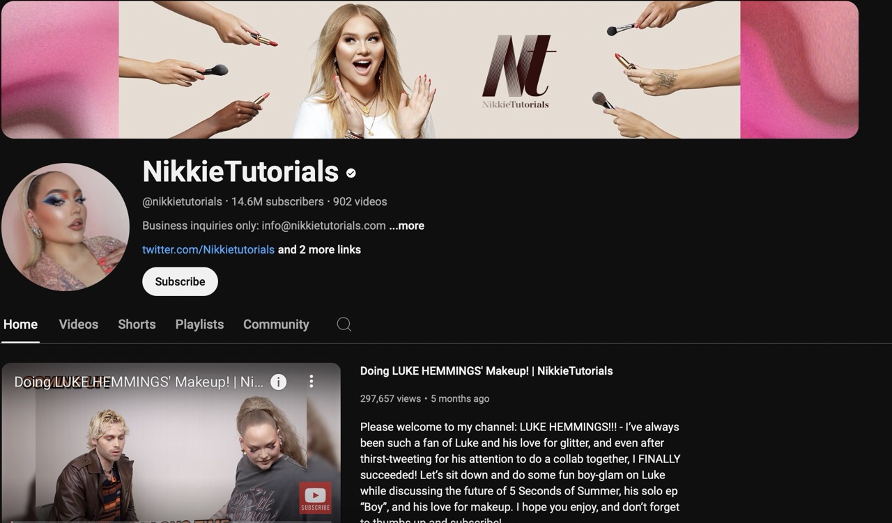 A screenshot of NikkieTutorials homepage