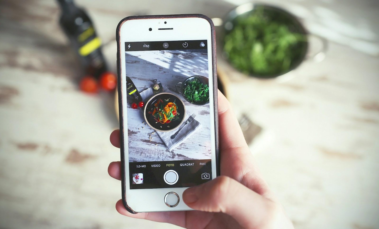 The 'Nomad Plate': Why Food Photography Might Be Ruining Your Diet