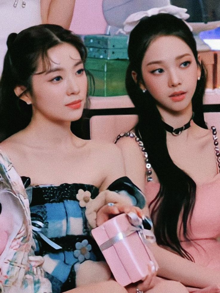 This contains an image of Irene and Karina