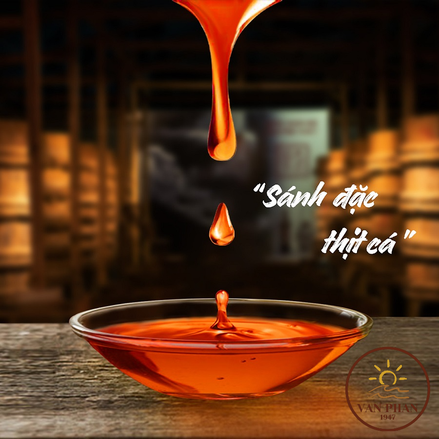 A liquid dripping from a bowl

AI-generated content may be incorrect.